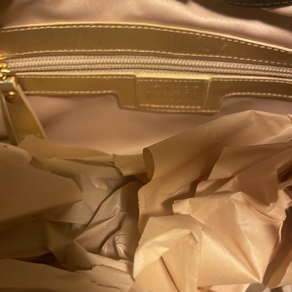 STUART WEITZMAN HOBO PURSE SHOULDER HANDBAG - Picture 13 of 14